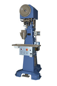 Machine automatique à œillets et rivets pneumatiques haute vitesse à <span class=keywords><strong>bon</strong></span> <span class=keywords><strong>prix</strong></span> pour vêtements, sacs, étiquettes et usage industriel - Product Image 3