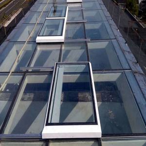 Puits <span class=keywords><strong>de</strong></span> lumière coulissant en aluminium électrique personnalisé <span class=keywords><strong>de</strong></span> <span class=keywords><strong>petite</strong></span> taille avec une haute qualité pour <span class=keywords><strong>toit</strong></span> et pergola - Product Image 2