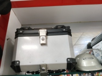 Coffre de moto étanche en alliage d'aluminium argent/noir