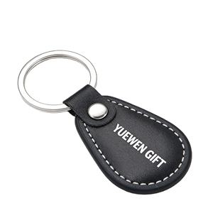 Porte-clés rétro créatif personnalisé avec logos et formes sur mesure, en cuir PU avec design en cuir de vachette, idée cadeau avec logo personnalisé - Product Image 4