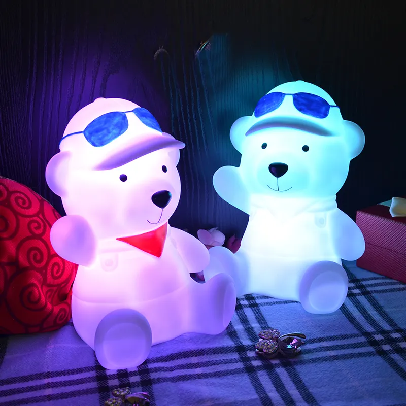 OEM personalizado lindo Animal forma pequeño oso de peluche Control remoto inalámbrico CAMBIO DE Color Led Kips bebé dormir lámpara de luz de noche