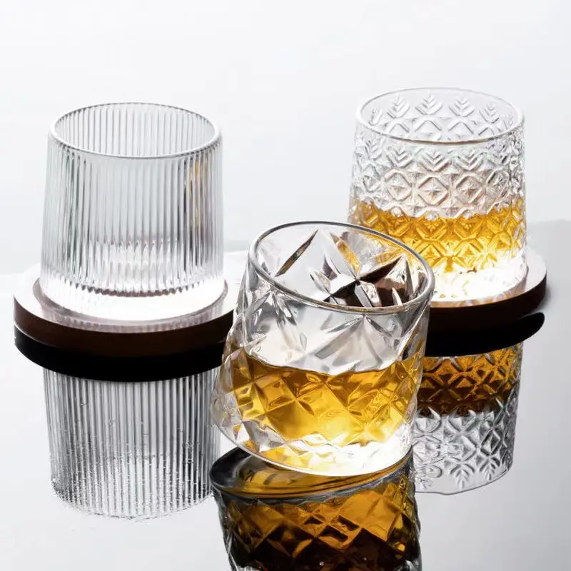 Criativo tumbler vidro cristal cocktail inclinação vidro superior uísque vidro que pode girar