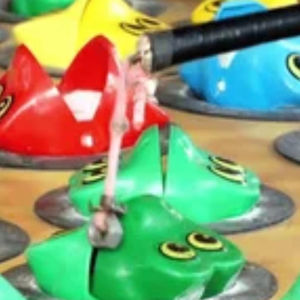 Tolefun Easy Play <span class=keywords><strong>Jeu</strong></span> de loto de <span class=keywords><strong>la</strong></span> forêt des grenouilles en métal pour l'extérieur, pour remorques de jeux de carnaval et jeux de pêche au Luna Park - Product Image 2