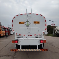 Vente d'usine Prix bas Haute qualité 4X2 6X4 8X4 15000 Litres 20000 Litres 30000 Litres Réservoir d'eau Camion citerne à eau