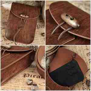 Bolsa de Cuero Sintético Marrón de Estilo Vintage con Cierre de Cordón y Broche de Madera para una Estética Medieval Renacentista - Product Image 3
