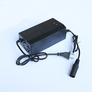 Cargador de vehículos eléctricos, 100-240V, 72W, enchufable, para carga de baterías de litio y de plomo-ácido para automóviles eléctricos - Product Image 4