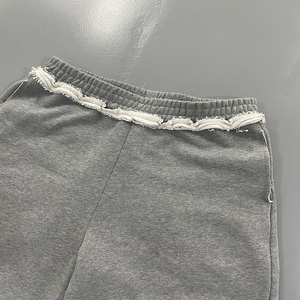 Pantalones Cortos de Algodón Grises para Hombre con Cintura Elástica y Borde sin Rematar, de Pierna Ancha, Ajuste Holgado, Estilo Casual, para Verano y Streetwear - Product Image 4