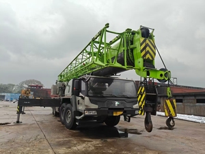 Grue mobile hydraulique Zoomlion d'occasion de 100 tonnes, modèle 2025, hauteur de levage de 60 m, moteur et pompe inclus pour inspection vidéo - Product Image 4