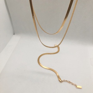 Collar de Cadena de Serpiente de Oro de 4 mm de Inspire Jewelry, Collar de Espiga, Collar de Acero Inoxidable Moderno para Hombre y Mujer - Product Image 5