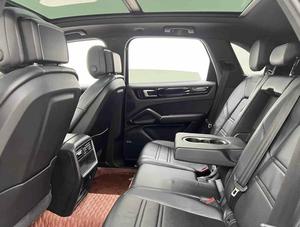<span class=keywords><strong>Auto</strong></span> Usata di Tendenza: <span class=keywords><strong>Porsche</strong></span> <span class=keywords><strong>Cayenne</strong></span> 3.0T del 2019, SUV LHD Automatico di Lusso, 340 CV, Trazione Integrale, Condizioni Eccellenti - Product Image 4
