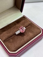 Bague de fiançailles de luxe en or 18 carats avec saphir Padparadscha ovale cultivé en laboratoire certifié IGI et pierres latérales, idéale pour un anniversaire, vente en gros