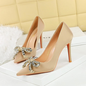 Women 5cm 10cm Crystal <b>Pumps</b> Lady Fetish Stiletto Middle Low Heels Rhinestone Event Bow Shoes Heels - Product Image 6