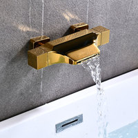 Robinet de baignoire doré, eau chaude et froide, à poser sur le rebord, trois fonctions, douche pluie, bec cascade, mural, moderne et minimaliste