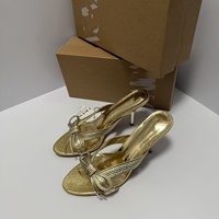 Sandales à talons pour femmes, avec détail nœud sur la bride avant, bout rond, talon aiguille moyen, à enfiler, mules slingback