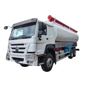 Camión Cisterna HOWO Nuevo para Transporte de Alimentos para Pollos, 4X2 6X4 8X4, Camión Tanque para Entrega de Granos a Granel - Product Image 3