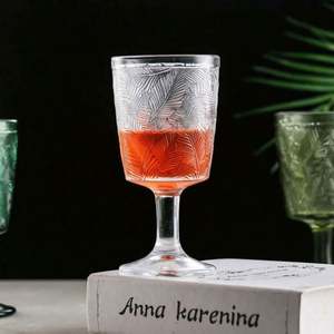 French Vintage Embossed Leaf Wine Glass - Crystal Champagne <b>Goblet</b> with Elegant Stem for Home, Party, Luxury Dining (Barware) - Product Image 4