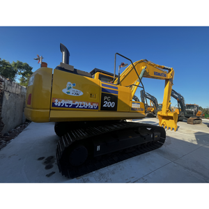 Excavadora Komatsu PC200 Usada en Buenas Condiciones, Maquinaria de Construcción Mediana - Product Image 2