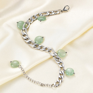 Pulsera de Cadena Figaro con Borlas de Piedra Natural Verde Estilo Retro Europeo Americano, Pulsera de Acero Inoxidable Chapada en Oro de 18K para Mujer - Product Image 4