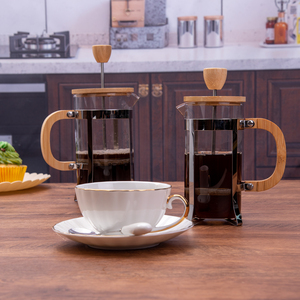 Cafetière à piston en verre de 600 ml avec poignée en bois et couvercle en acier inoxydable pour la maison et le café - Product Image 6