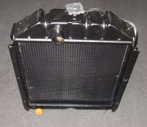 Nuovo serbatoio di <span class=keywords><strong>acqua</strong></span> del radiatore di rame di alta qualità per il trattore del <span class=keywords><strong>FIAT</strong></span> MT () numero di parte dell'OEM 5086414 - Product Image 5