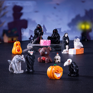 Figuras de Dios de la <span class=keywords><strong>muerte</strong></span> <span class=keywords><strong>en</strong></span> miniatura para decoración de Halloween, adornos de fantasma de calabaza de resina para manualidades de bonsái de pueblo para fiesta de Halloween DIY - Product Image 2