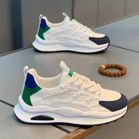 Chaussures de course respirantes en maille à lacets pour hommes, semelle extérieure souple en PVC, style étudiant, maille fine, polyvalentes, petites blanches