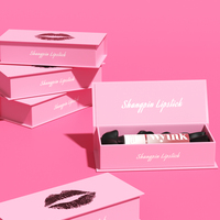 Boîte à rouge à lèvres en carton doux au toucher avec logo personnalisé, petite boîte magnétique rose en satin pour emballage de rouge à lèvres et gloss