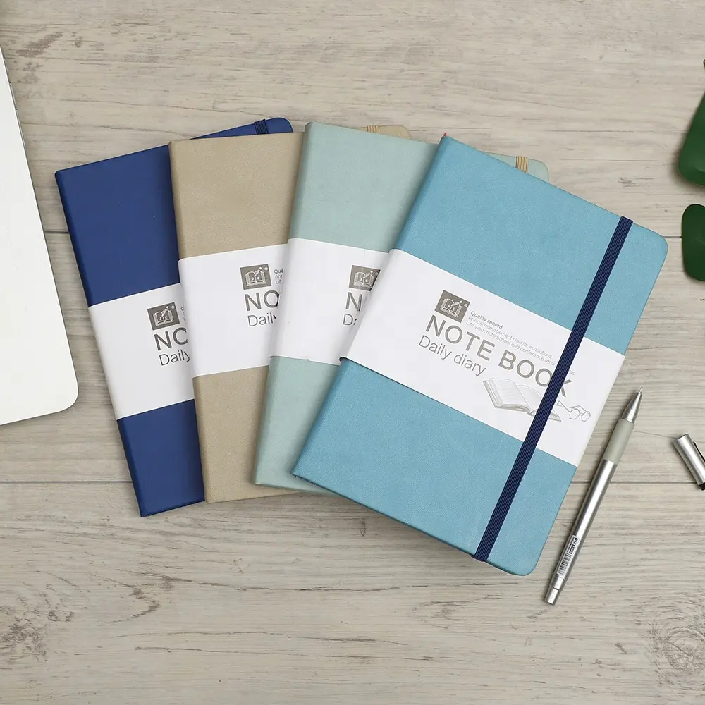 2021 2022 Custom Farbdruck Niedrigen MOQ A5 Leder Vegan Softcover Hardcover Gefüttert Buch Journal mit Notebook Logo