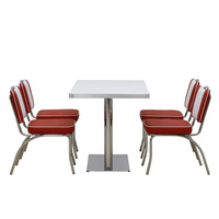 Ensemble de tables et de chaises en cuir rouge à cadre métallique de style classique américain des années 50 pour les restaurants, les cafés et les bars