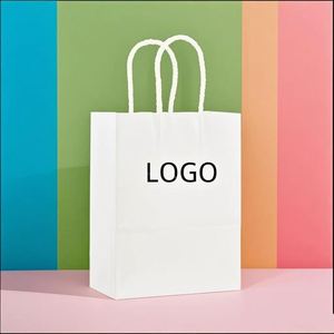 Sac de rangement en papier kraft personnalisable avec un design coloré, idéal pour les sacs cadeaux. - Product Image 3