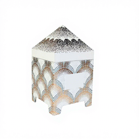 Boîte cadeau personnalisée avec impression CMYK de Noël, pelliculage mat anti-rayures, papier artistique rigide, couvercle et base UV, magnifique