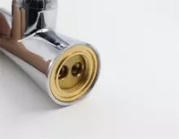 Robinet de cuisine moderne classique à poignée unique, finition brossée, montage sur pont, acier inoxydable, col flexible pivotant, mélangeur, valve en céramique