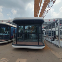 Capsule spatiale préfabriquée robuste avec fondation en béton pour complexe hôtelier dans le désert