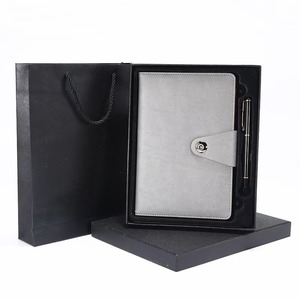 Cuaderno A5 personalizado de alta calidad con bolígrafo, diario promocional, cuaderno de ejercicio, Funda de cuero con costura de sillín - Product Image 4