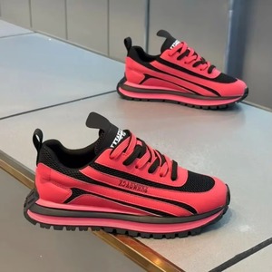 Chaussures de sport décontractées pour hommes, style européen, respirantes en maille, antidérapantes, durables, à semelle épaisse, bout pointu, à lacets - Product Image 1
