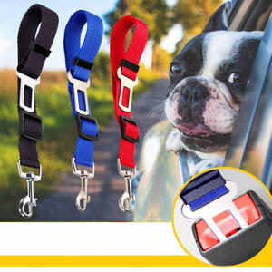 Ceinture de sécurité pour animaux de compagnie, laisse réglable pour chien, pour les voyages en véhicule, ceinture de traction durable, couleurs rouge, bleu, noir - Product Image 1