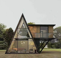 Maison préfabriquée de luxe en acier léger avec chambre, maisonnette triangulaire A-frame pour la vie en plein air