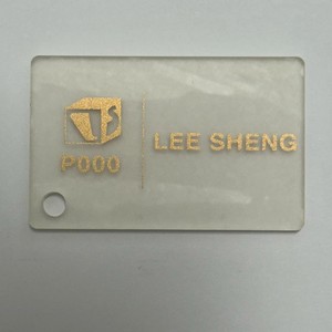 Plaques acryliques colorées transparentes multi-usages et durables, disponibles en différentes tailles et épaisseurs, pour la publicité et les applications industrielles - Product Image 1