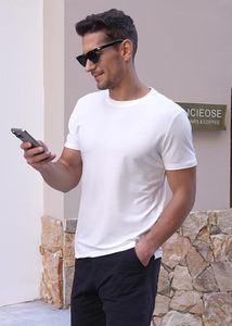 T-shirt basique classique pour hommes, manches courtes, col rond, décontracté, été, polyester/coton, style sportif, teint en fil, tricoté uni - Product Image 2