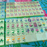 Ubin Mahjong Kustom Akrilik Mewah 160 Buah, Motif Taman Hijau Berkilau, Mutiara Matcha Amerika, Ukiran Khusus