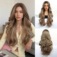 Perruque en gros à bonnet monofilament ajustable brun clair avec frange, effet ondulé, en fibre haute température, densité 150%, ligne de cheveux naturelle