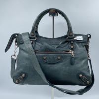 Vente en gros de sacs à main de luxe d'occasion |   Sac à bandoulière en cuir véritable vert émeraude |   Sac bandoulière |   Accessoire de mode tendance