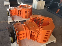 Disposition optimisée des griffes du grappin de démolition SLN pour maintenir les déchets irréguliers en position sécurisée et éviter le glissement pendant le levage et le transport.