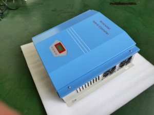 Contrôleur hybride MPPT éolien et solaire 1,5 kW 2 kW pour panneaux solaires et générateur éolien - Product Image 2