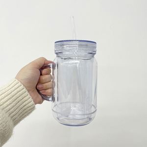 Vaso de plástico de doble pared transparente de 20 oz con asa, tipo Mason Jar, con tapas y pajitas, personalizado con purpurina acrílica y diseño de globo de nieve, listo para enviar (RTS) - Product Image 3