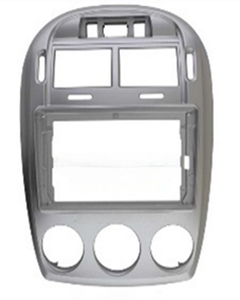 Panel interior y cables de coche XTRONS para KIA Cerato 2005-2006 9 pulgadas plateado - Product Image 1