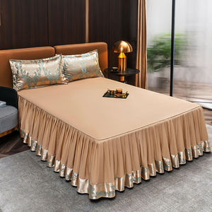 Ensemble <span class=keywords><strong>de</strong></span> housse <span class=keywords><strong>de</strong></span> <span class=keywords><strong>couette</strong></span> brodée en satin Queen Size Satin Luxury European Jacquard Housse <span class=keywords><strong>de</strong></span> <span class=keywords><strong>couette</strong></span> et 2 taies d'oreiller Ensemble <span class=keywords><strong>de</strong></span> housse <span class=keywords><strong>de</strong></span> <span class=keywords><strong>couette</strong></span> - Product Image 6