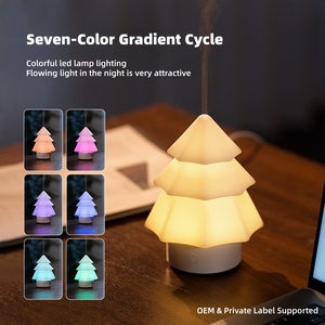 Humidificador Inteligente de Vapor Frío <span class=keywords><strong>para</strong></span> Aromaterapia, Venta al por Mayor de Fábrica, Mini Difusor de Aroma USB de 120ml con Luz Nocturna, Diseño de Árbol de Navidad - Product Image 4