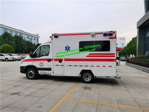 <span class=keywords><strong>Ambulancia</strong></span> <span class=keywords><strong>de</strong></span> Rescate <span class=keywords><strong>de</strong></span> Emergencia Estilo Americano con Cabina Cuadrada y Equipo Médico Completo - Product Image 3