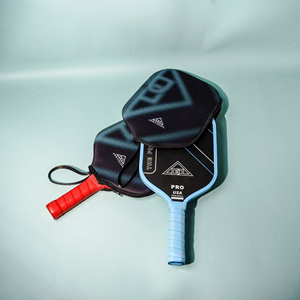 Tùy chỉnh 16mm sợi carbon pickleball mái chèo với lõi tổ ong cắt lạnh cho đào tạo và giải trí - Product Image 2